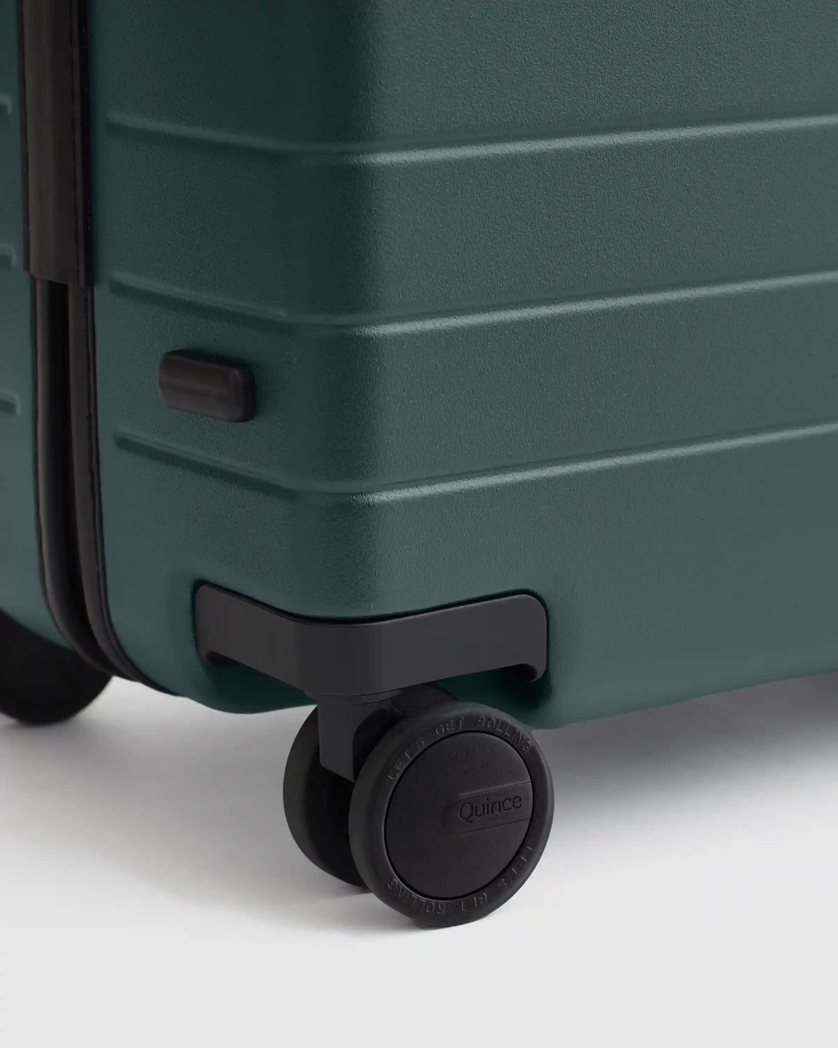 Carry-On & Large Check-In Suitcase Set