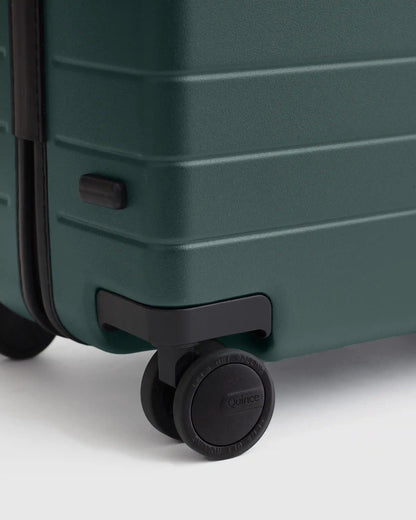 Carry-On & Large Check-In Suitcase Set