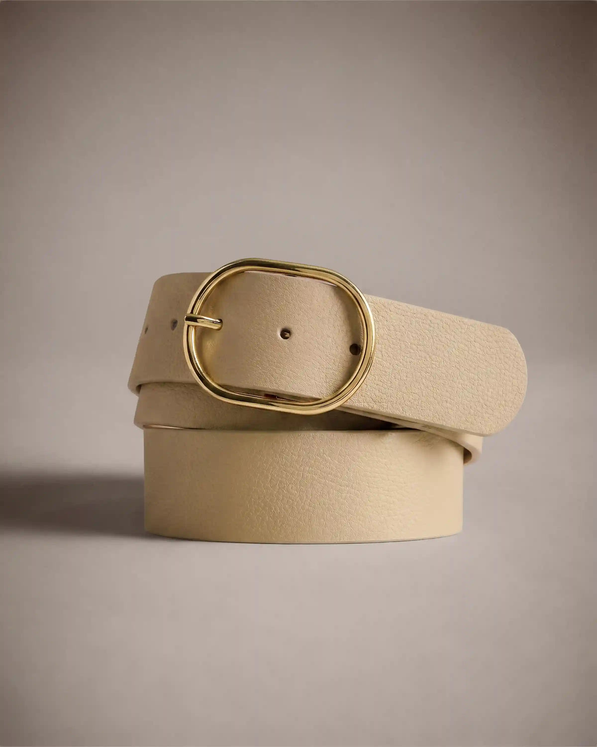 Cleo Oval European Leather Belt