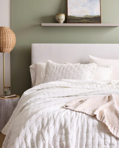 European Linen Dream Quilt Set