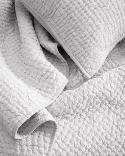 European Linen Cotton Stitch Quilt