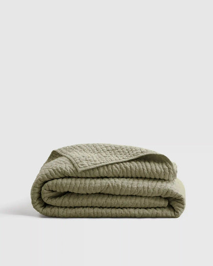 European Linen Cotton Stitch Quilt