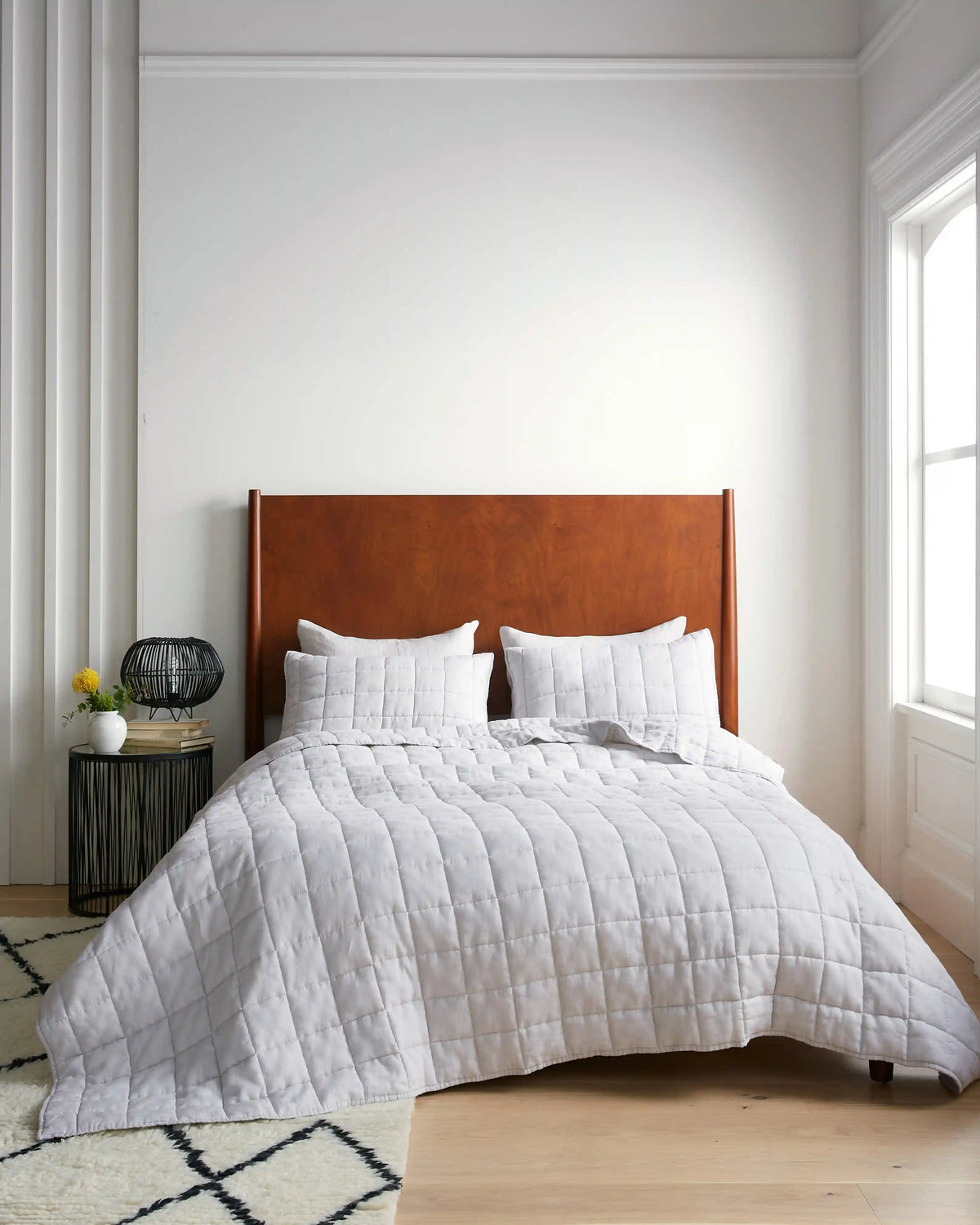 European Linen Box Quilt Set
