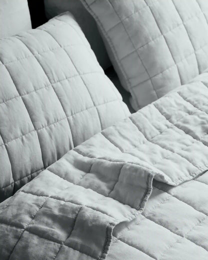 European Linen Box Quilt Set