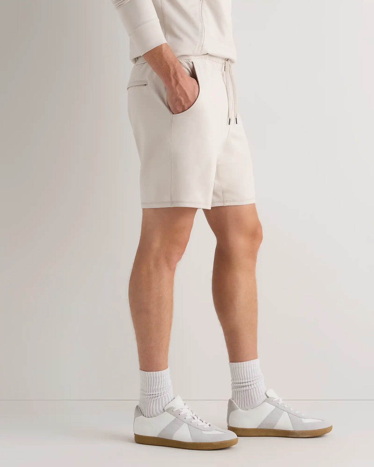 Flowknit Performance Shorts - 7.5"
