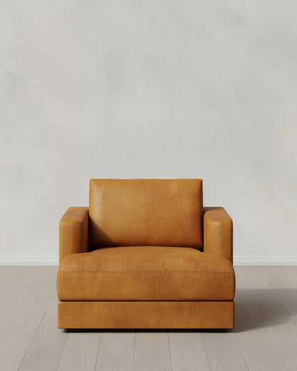 Sierra Curved Arm Accent Chair in Leather