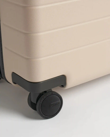 Carry-On & Large Check-In Suitcase Set