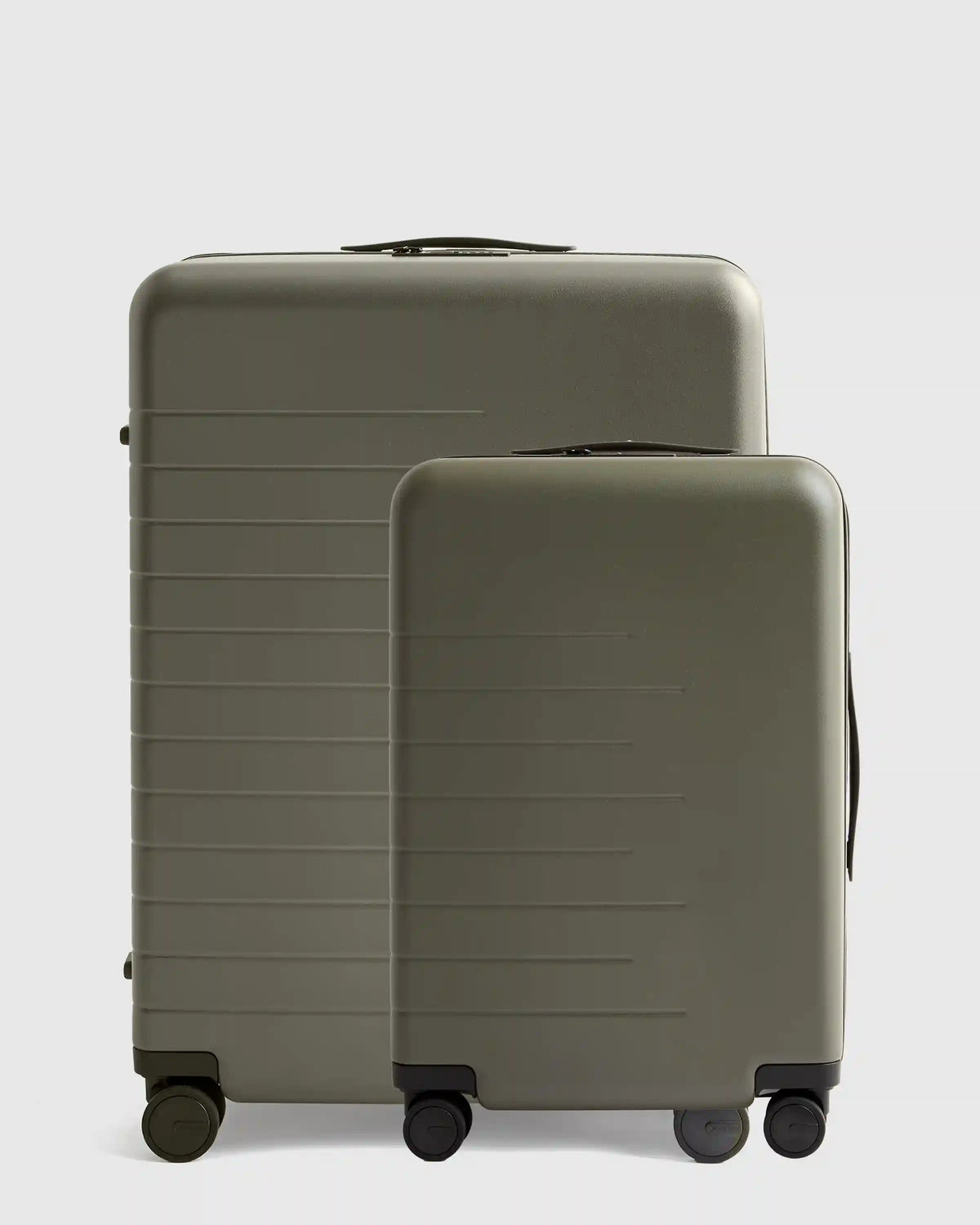 Small Carry-On & Large Check-In Suitcase Set