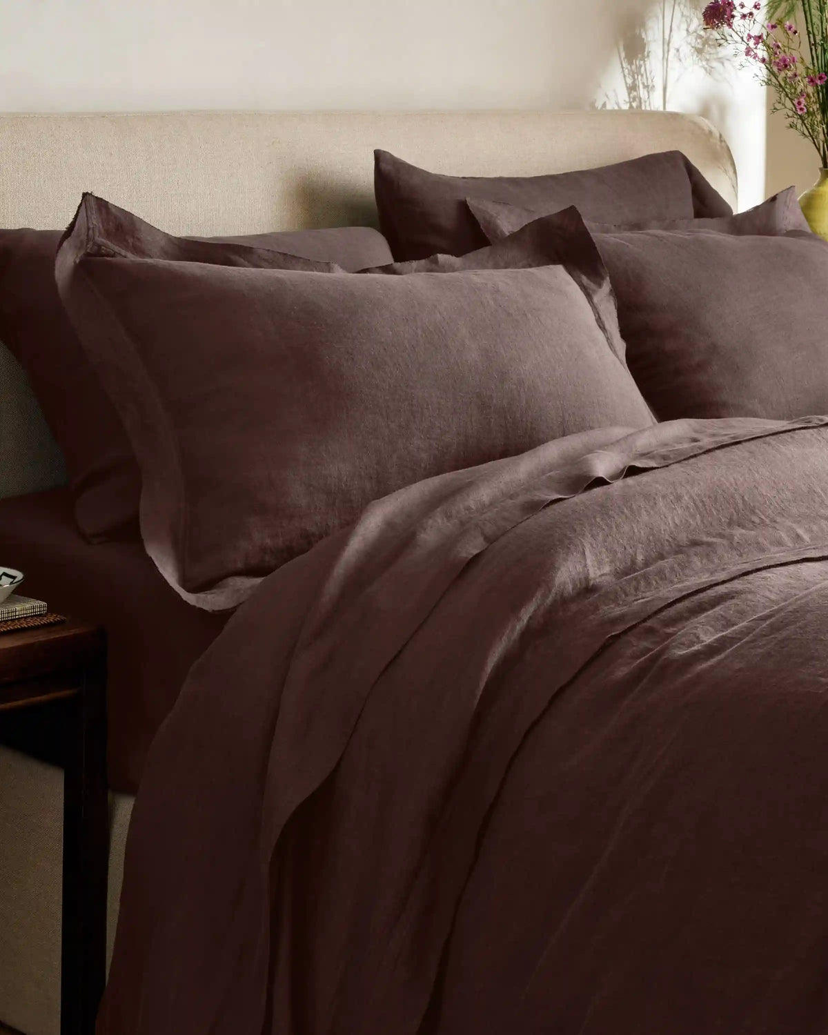 European Linen Double Flange Deluxe Bedding Bundle