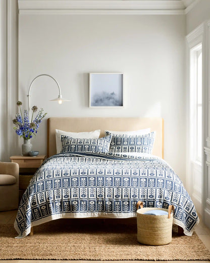 Organic Cotton Jacquard Floral Coverlet