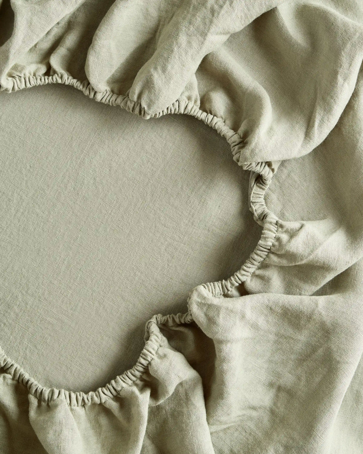 European Linen Piped Deluxe Bedding Bundle