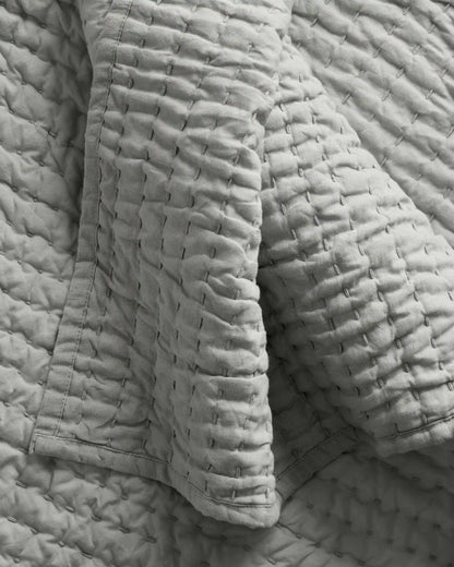 European Linen Cotton Stitch Quilt