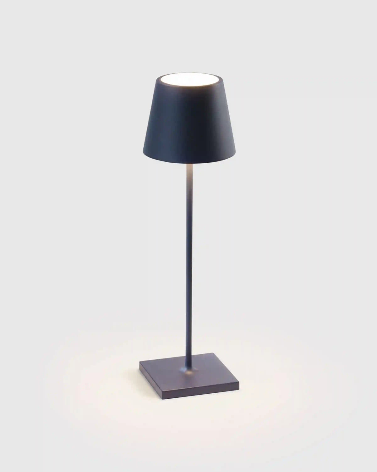 Poldina Pro Rechargeable Table Lamp by Zafferano
