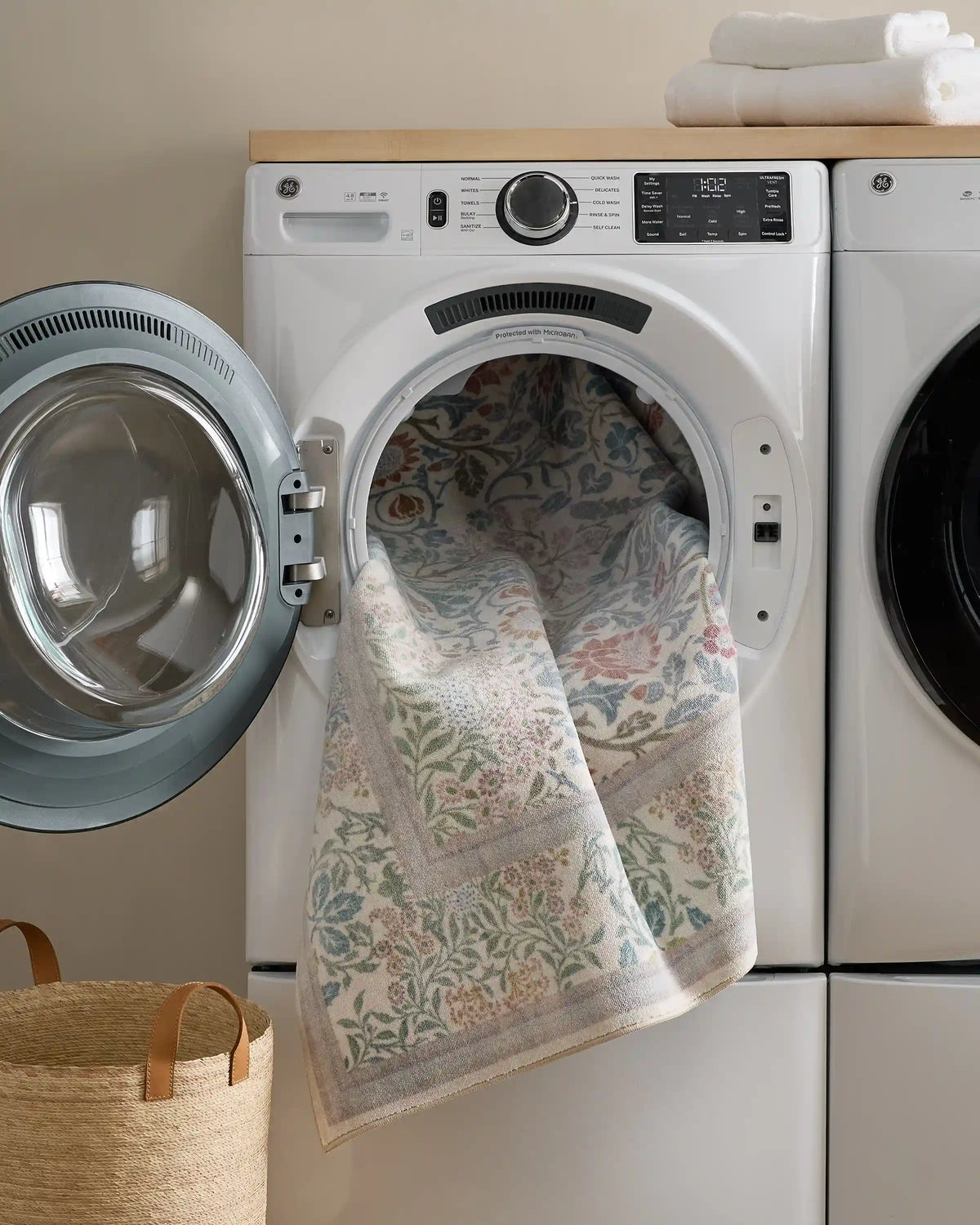Aster Washable Rug