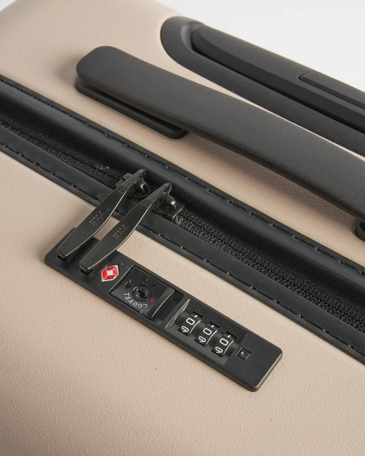 Carry-On & Large Check-In Suitcase Set