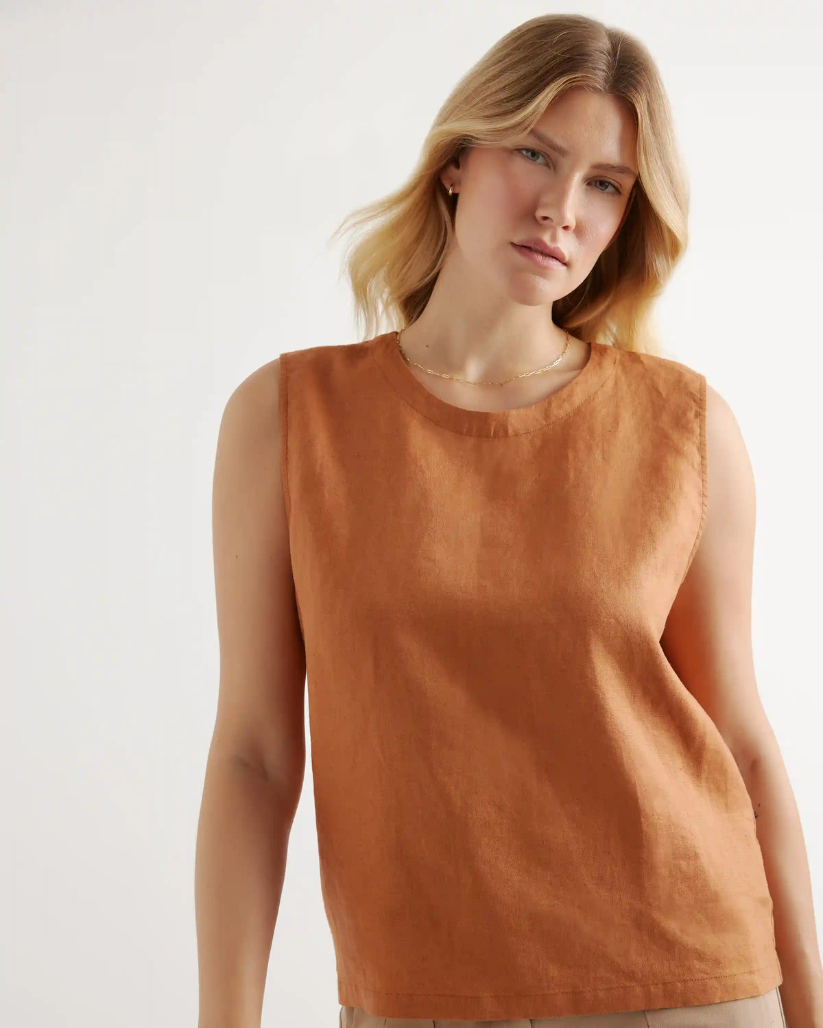 100% European Linen Tank