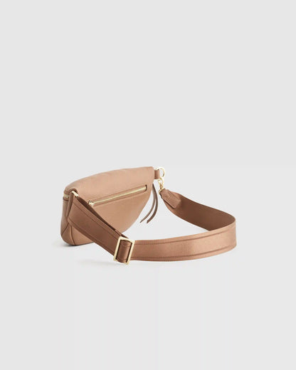 Quinn Sling Bag