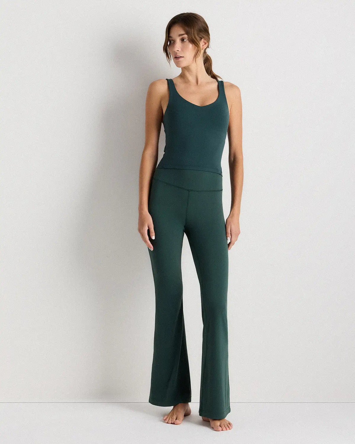 Ultra-Form V-Neck Cropped Tank
