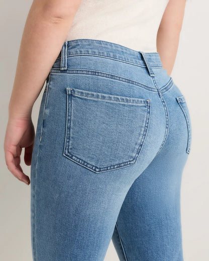 Curvy Bella Stretch Straight Jeans