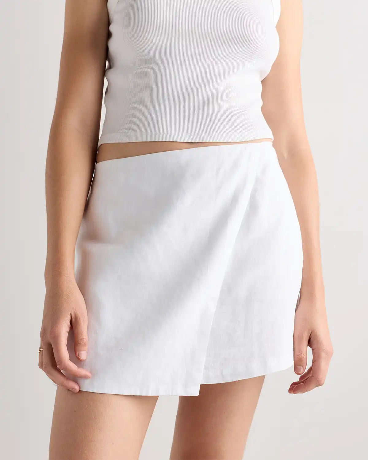 100% European Linen Skort