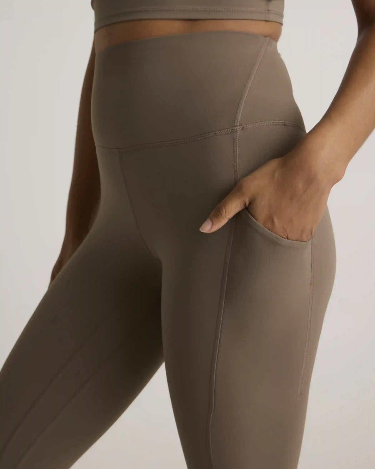 Ultra-Form High-Rise Pocket Legging