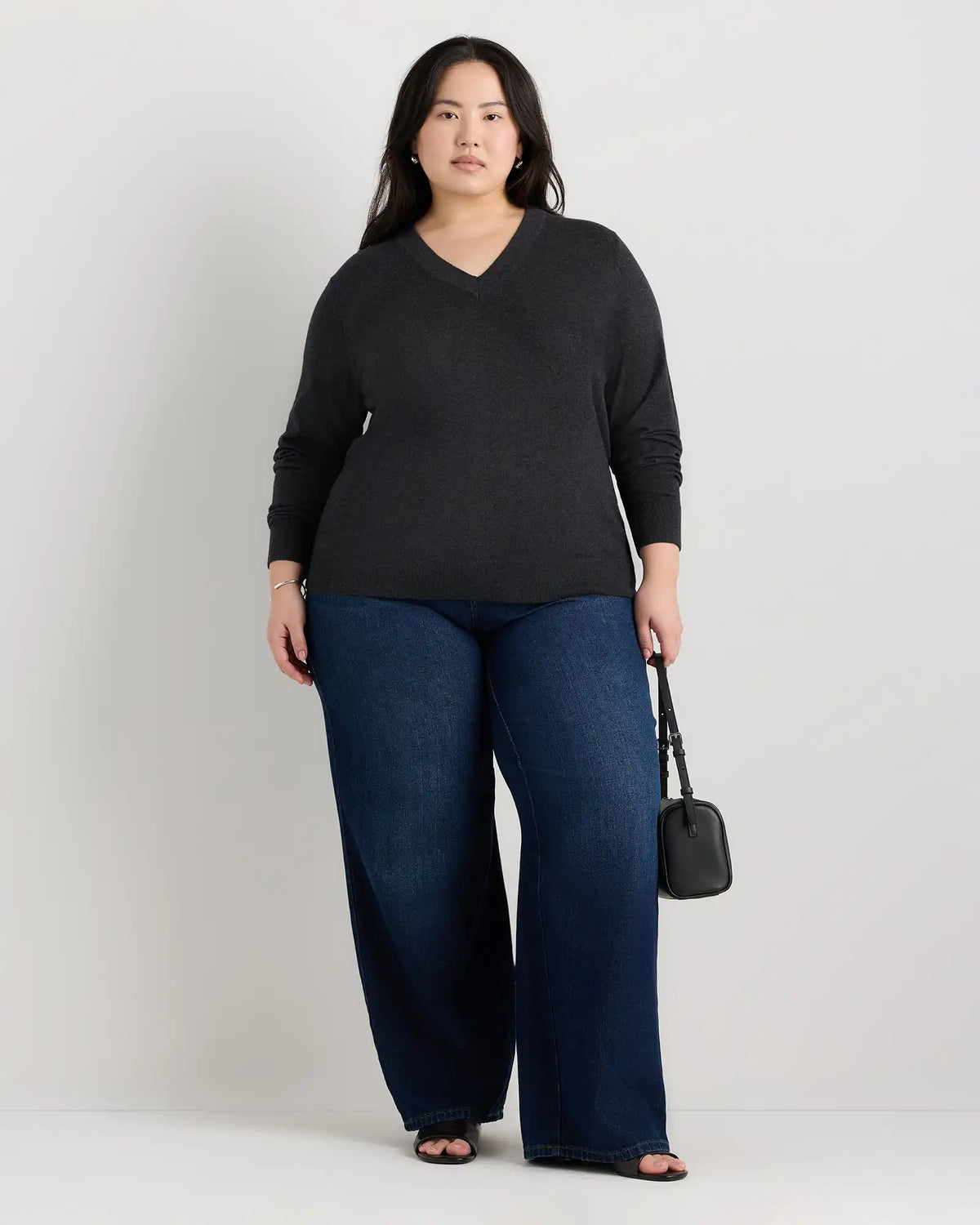 Lightweight Cotton Cashmere V-Neck Sweater