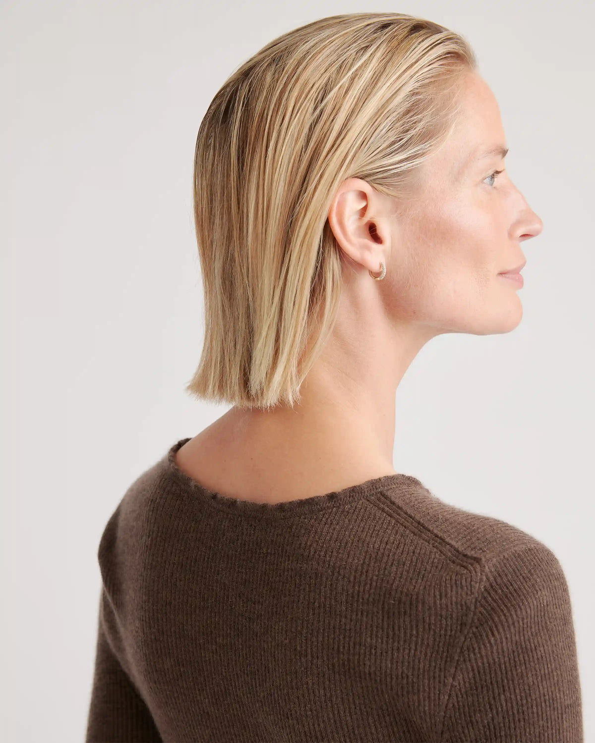 Featherweight Cashmere Ribbed Crewneck Sweater